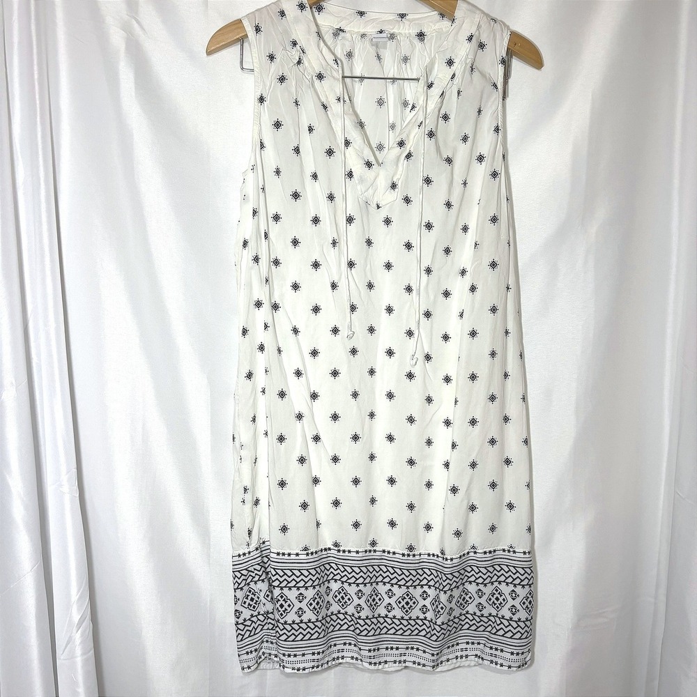 Old Navy Womens XS White Black Geometric Print Sleeveless Tie Neck Shift Dress